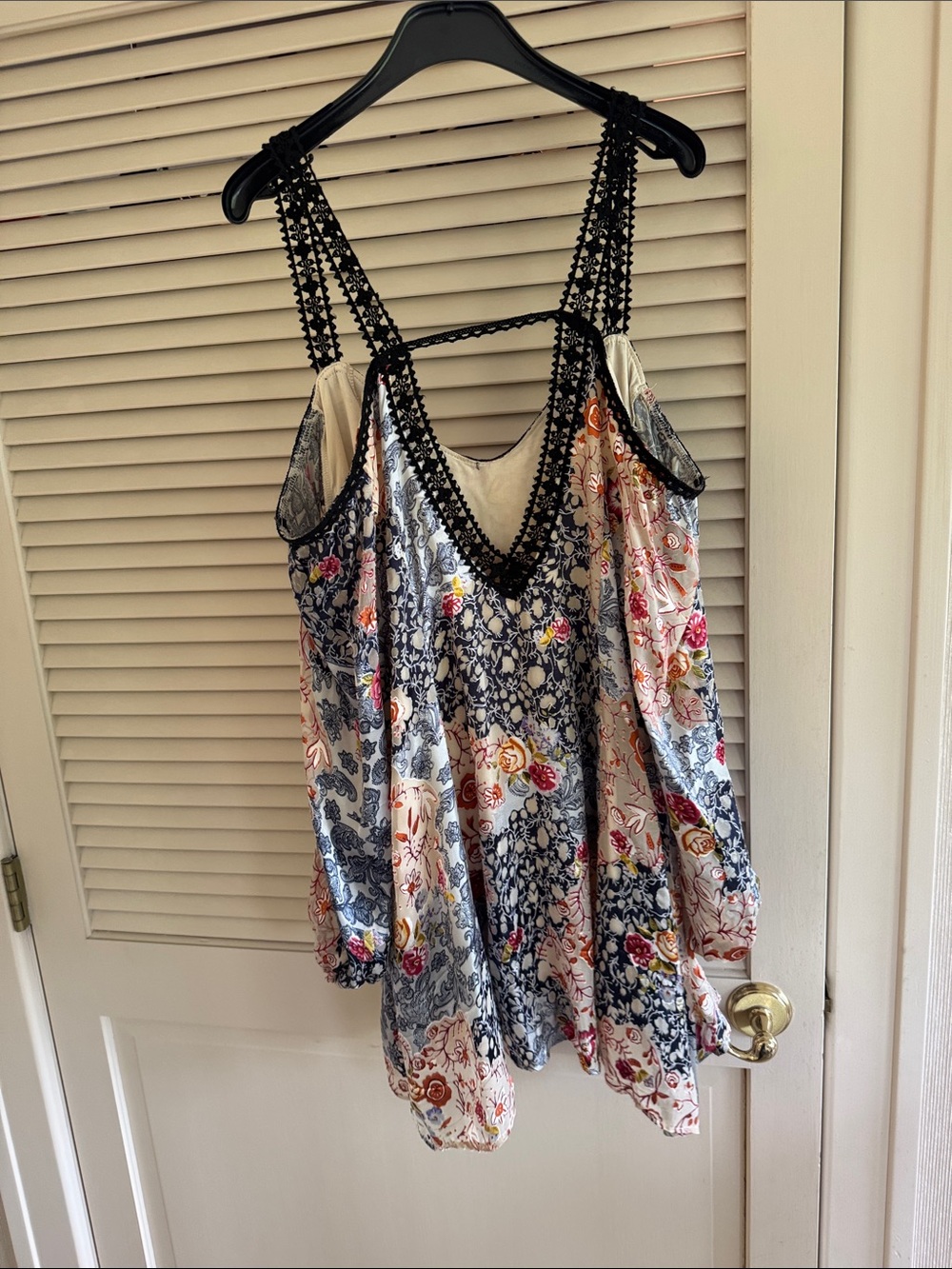 Free People Peach Floral Cold-Shoulder Tunic with Black Trim - Picture 5 of 7